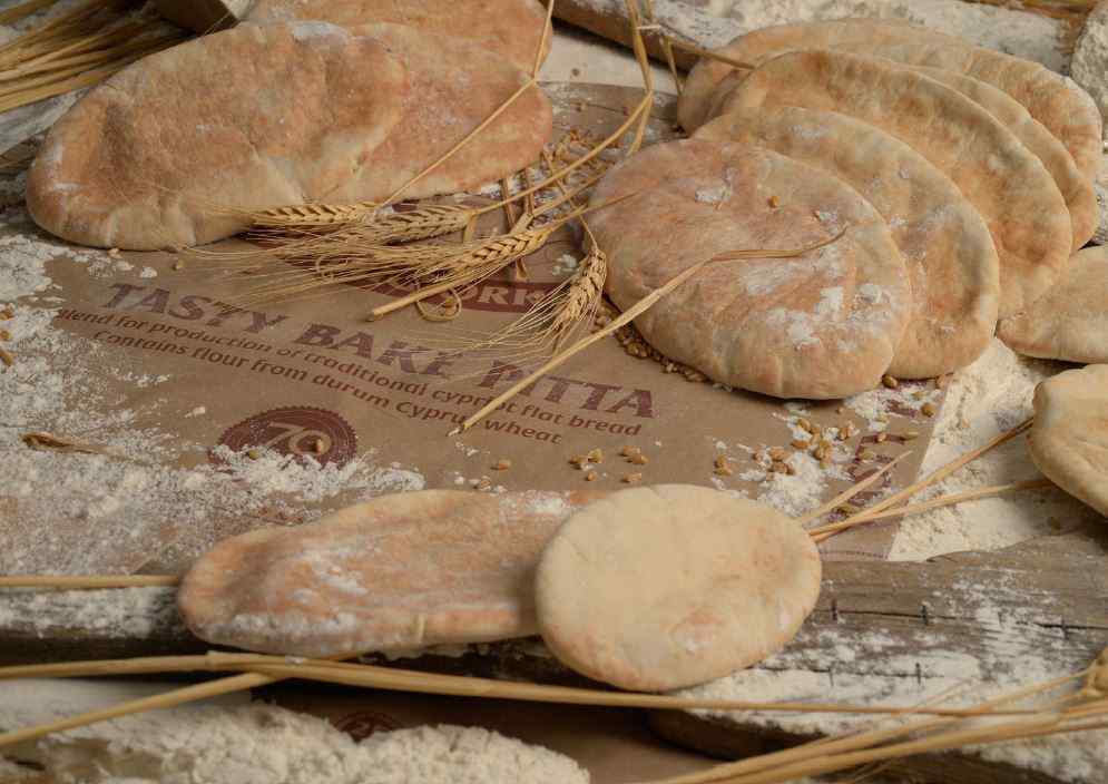 Tasty Bake Cyprus Style Pitta Bread Small 32 x 6